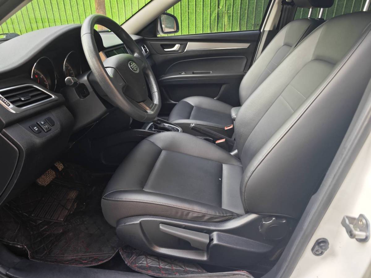 奔騰 B30  2019款 1.6L 自動(dòng)舒適型圖片