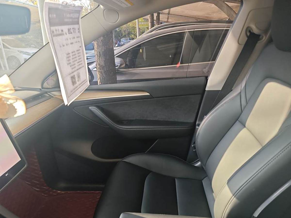 特斯拉 Model 3  2023款 煥新版 后輪驅(qū)動圖片