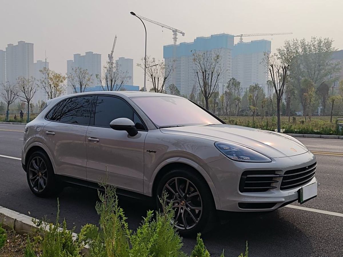 保時捷 Cayenne新能源  2023款 Cayenne E-Hybrid 2.0T 鉑金版圖片