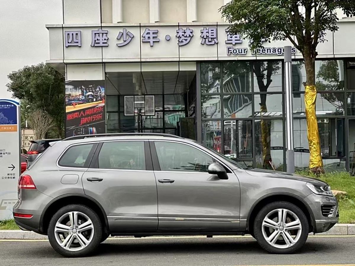 大眾 途銳  2011款 3.0TSI 豪華型圖片