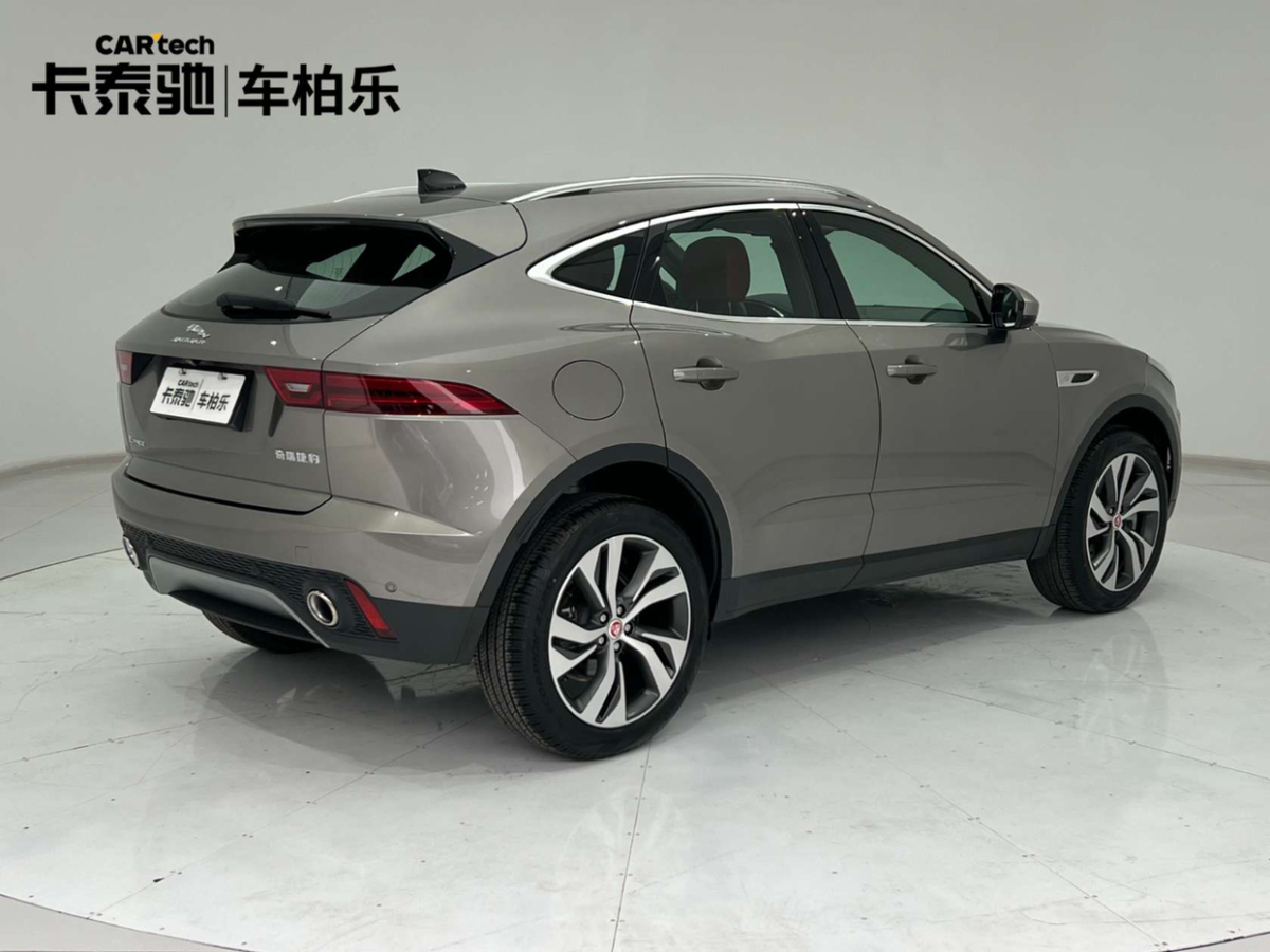 捷豹 E-PACE  2024款 進(jìn)取運(yùn)動(dòng)版 R-DYNAMIC S圖片