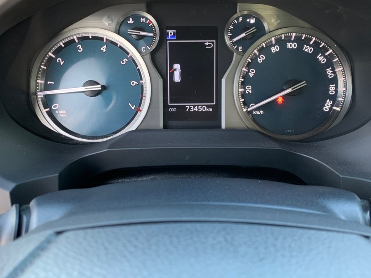 2018年3月丰田 普拉多  2018款 3.5L 自动TX-L后挂备胎