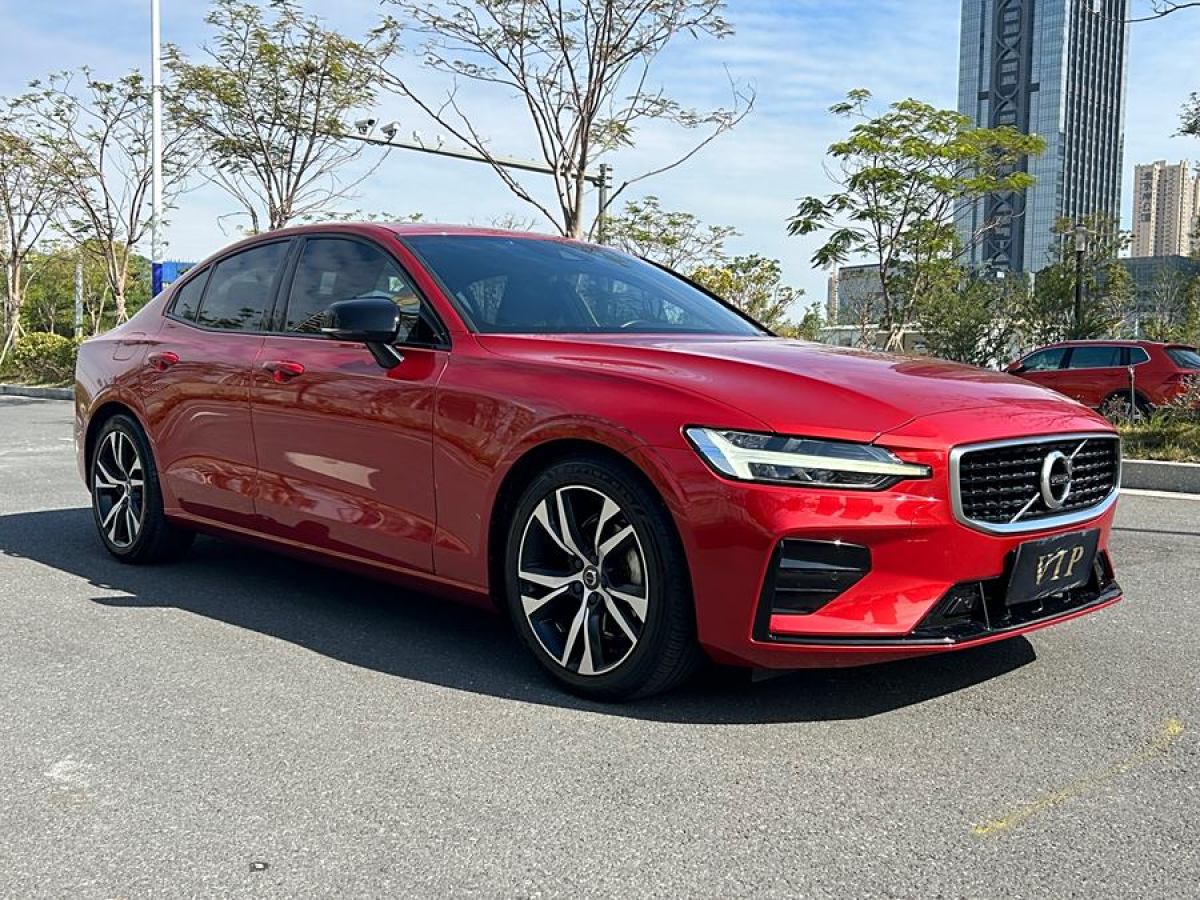 沃爾沃 S60L  2020款 T4 智遠(yuǎn)豪華版圖片