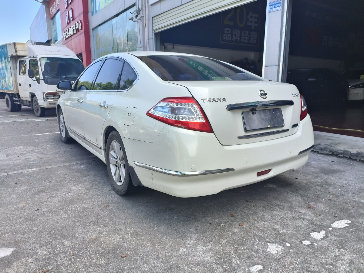 日產(chǎn) 天籟  2011款 2.0L XL榮耀版圖片