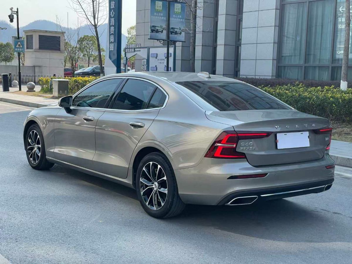 沃爾沃 S60L  2020款 T3 智行豪華版圖片