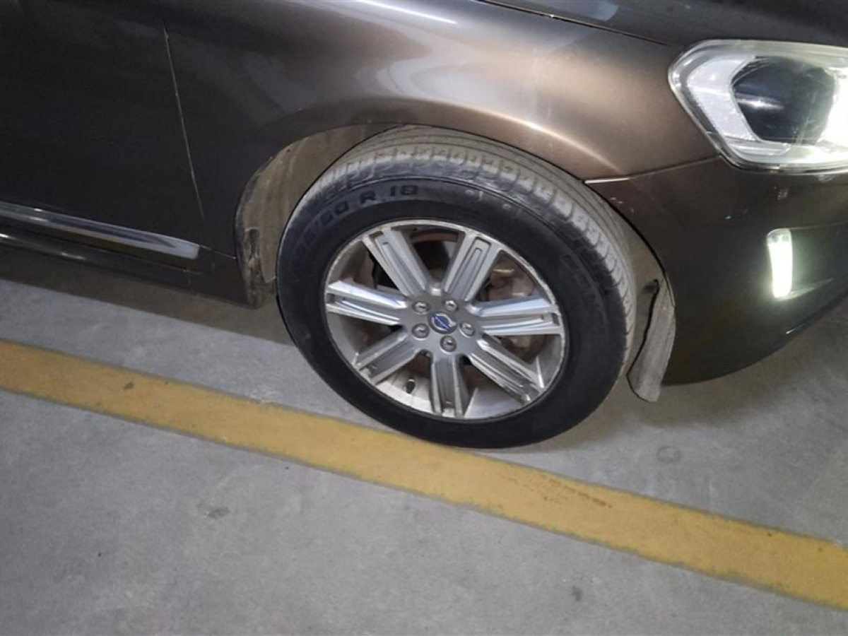 沃爾沃 XC60  2016款 T5 智進版圖片