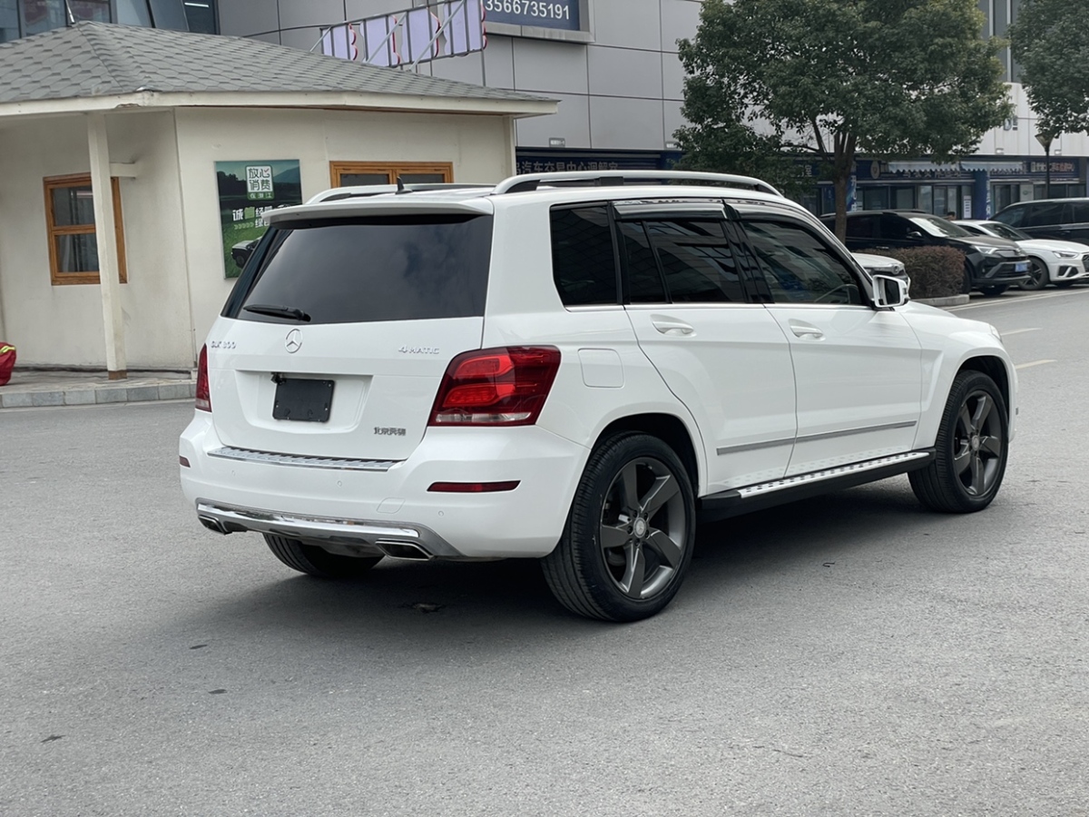 奔馳 奔馳GLK級(jí)  2013款 GLK 300 4MATIC 動(dòng)感天窗型圖片