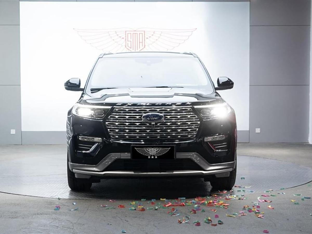 福特 探險(xiǎn)者  2023款 EcoBoost 285 四驅(qū)鈦金版 7座圖片