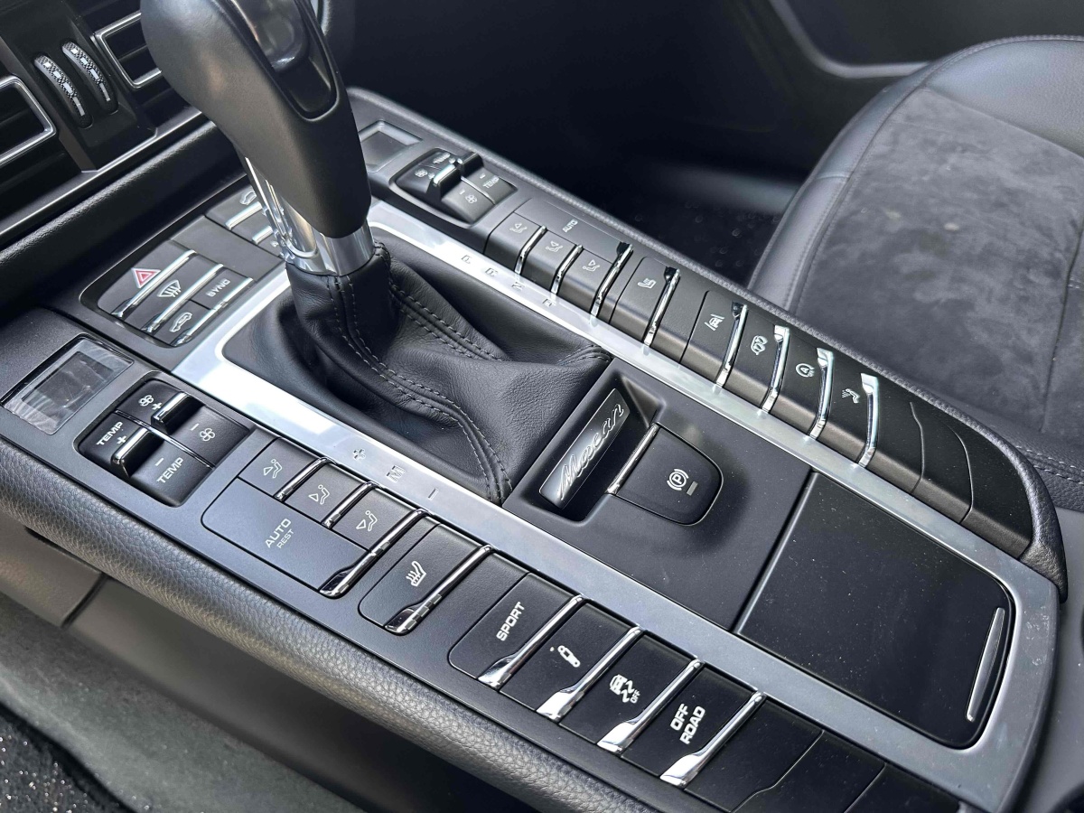 保時(shí)捷 Macan  2021款 Macan 2.0T圖片