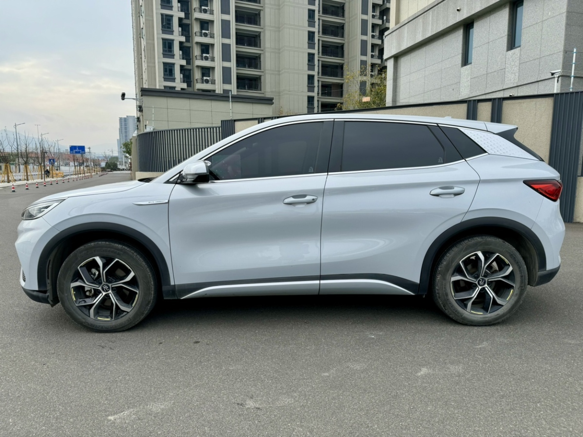 比亞迪 元PLUS  2022款 510KM 尊榮型圖片