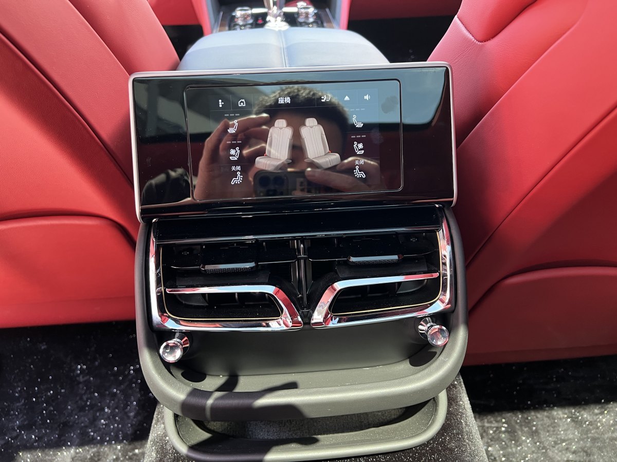 賓利 飛馳  2023款 4.0T V8 雅度版圖片