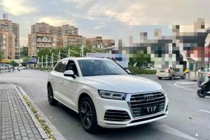 奧迪Q3 奧迪 35 TFSI 時(shí)尚動(dòng)感型