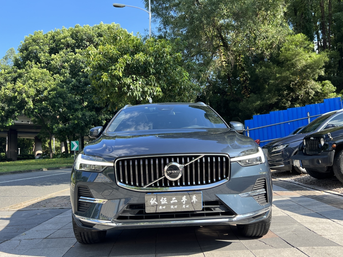 沃爾沃 XC60  2023款 B5 四驅(qū)智逸豪華版圖片