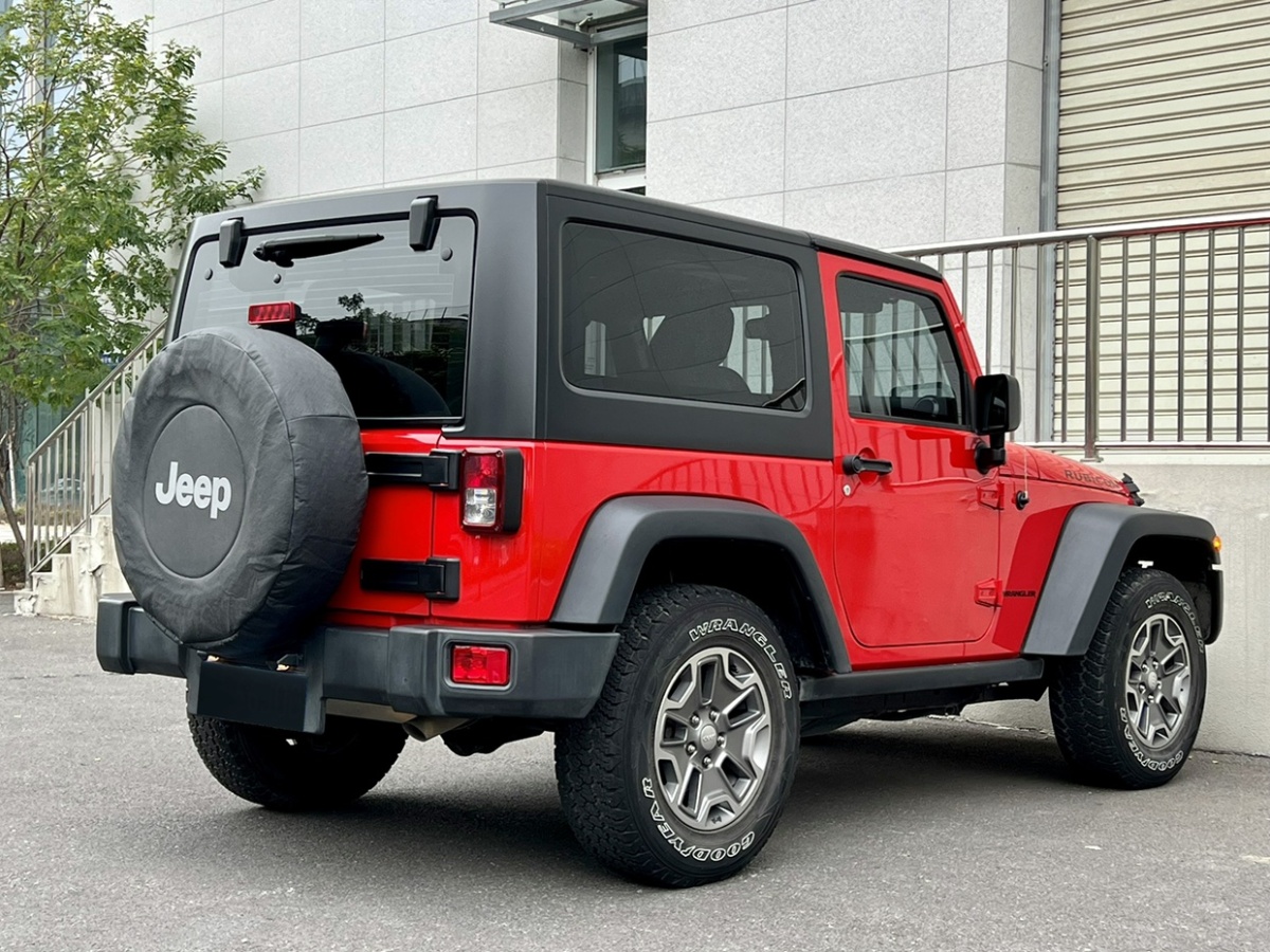 2018年08月Jeep 牧马人  2017款 3.6L Rubicon 四门舒享版
