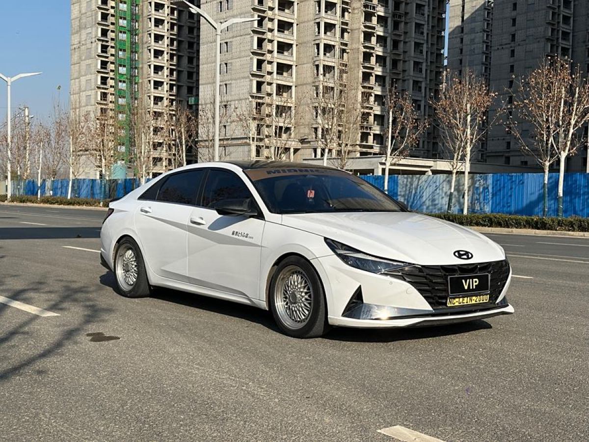 現(xiàn)代 伊蘭特  2021款 1.5L LUX尊貴版圖片