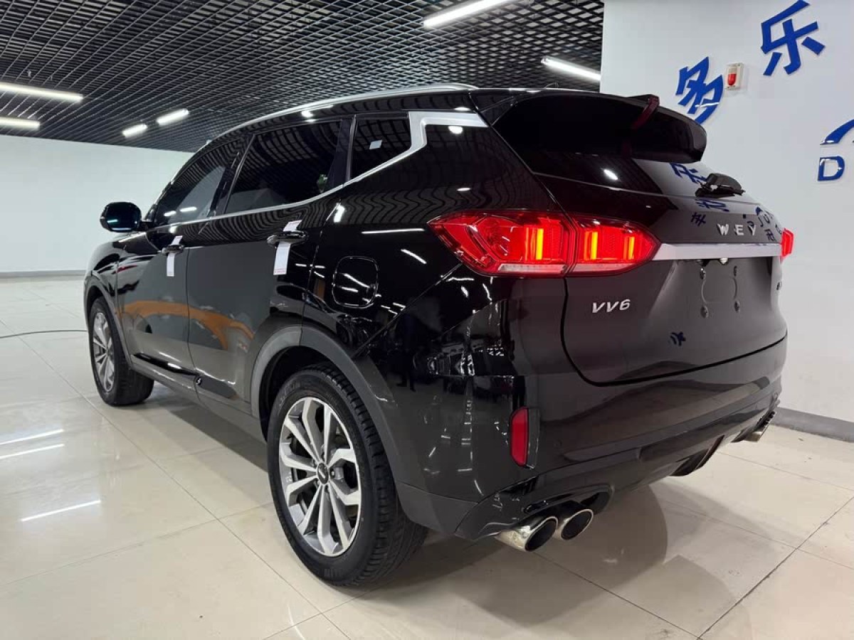 WEY VV5  2019款  升級款 2.0T 兩驅(qū)超豪型 國VI圖片