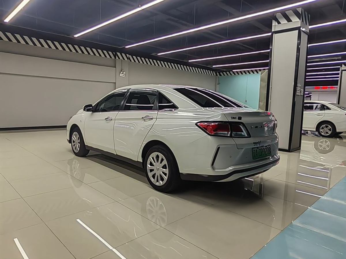 啟辰 D60EV  2020款 標(biāo)準(zhǔn)續(xù)航智享版圖片