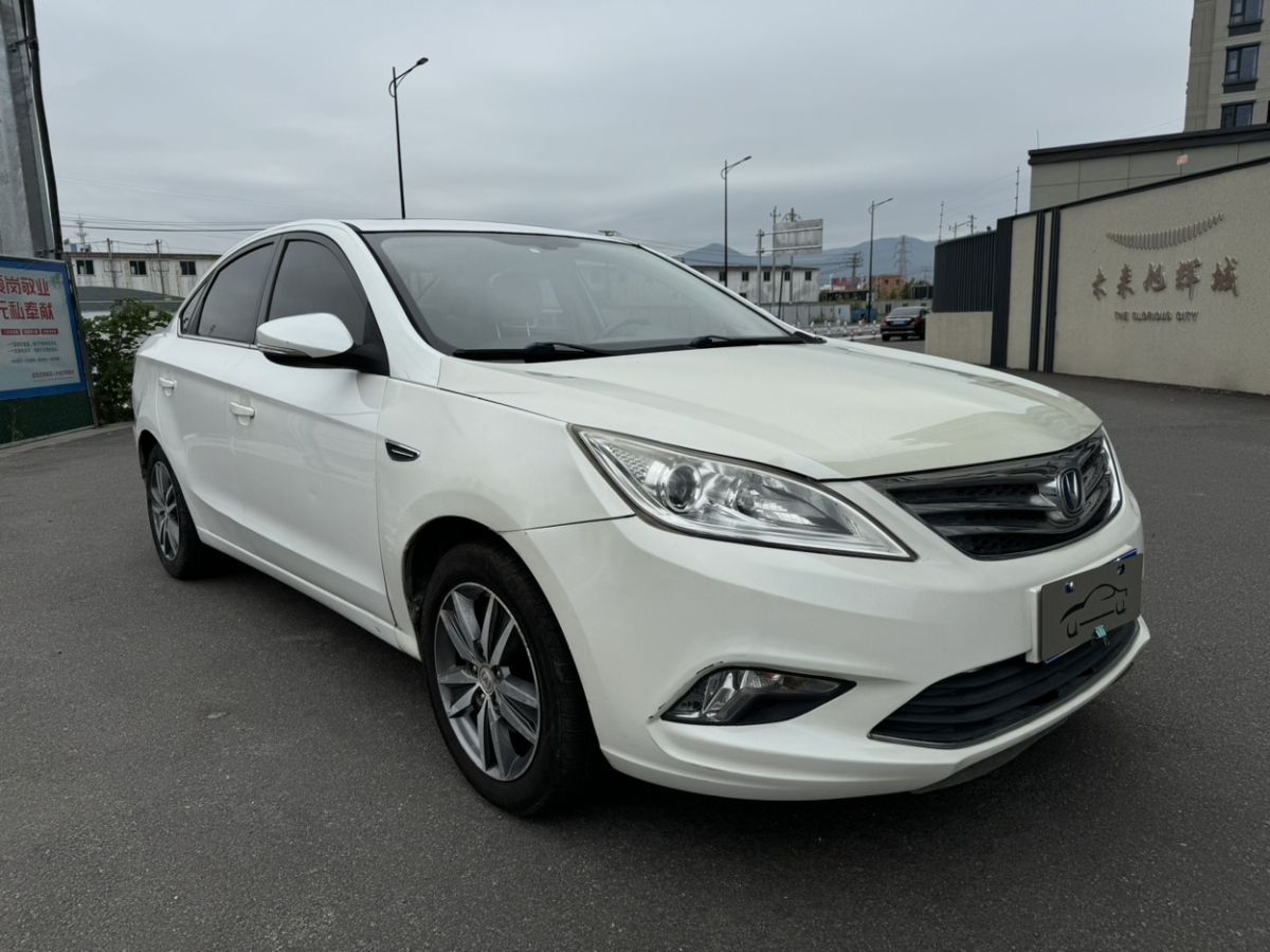 長(zhǎng)安 逸動(dòng)  2015款 1.6L 自動(dòng)豪華型圖片