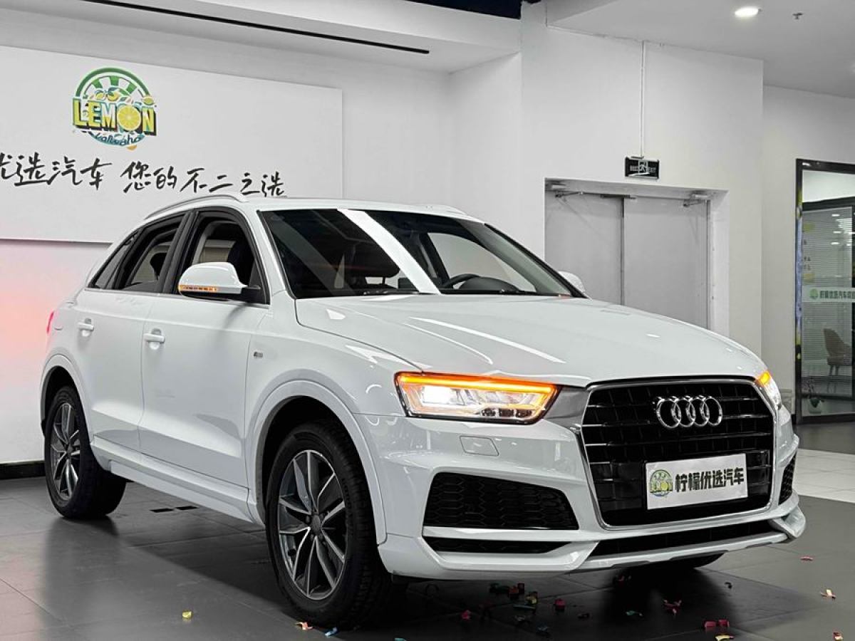 奧迪 奧迪Q3  2018款 30 TFSI 時(shí)尚型典藏版圖片