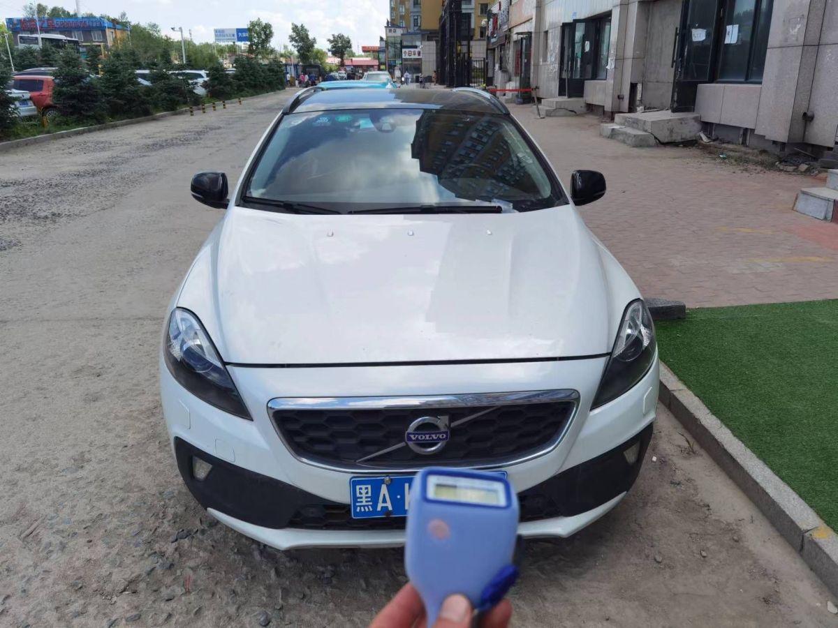 沃爾沃 v40 2015款 cross country t5 awd 智雅版圖片