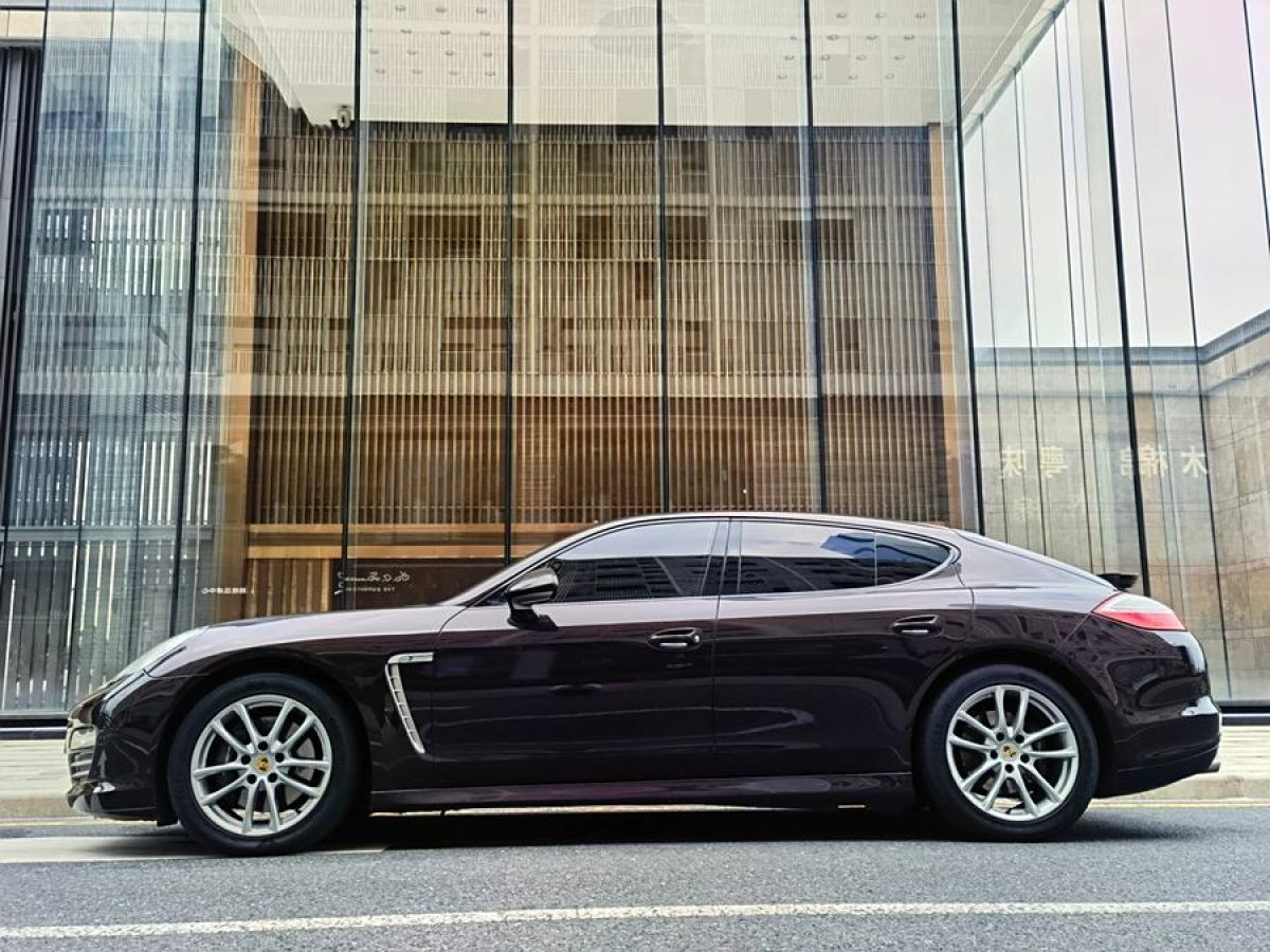 2013年3月保時(shí)捷 Panamera  2013款 Panamera Platinum Edition 3.6L