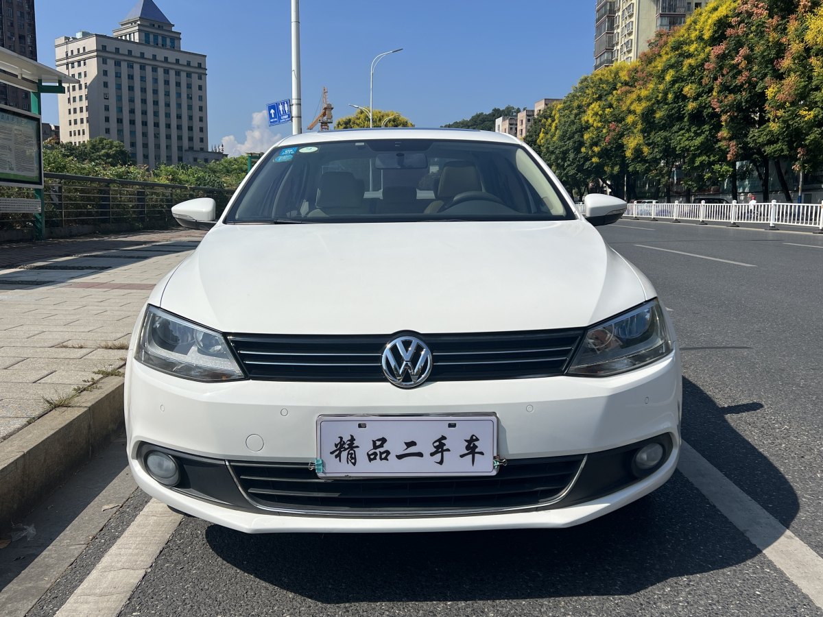 大众 速腾  2014款 改款 1.4TSI 自动豪华型图片