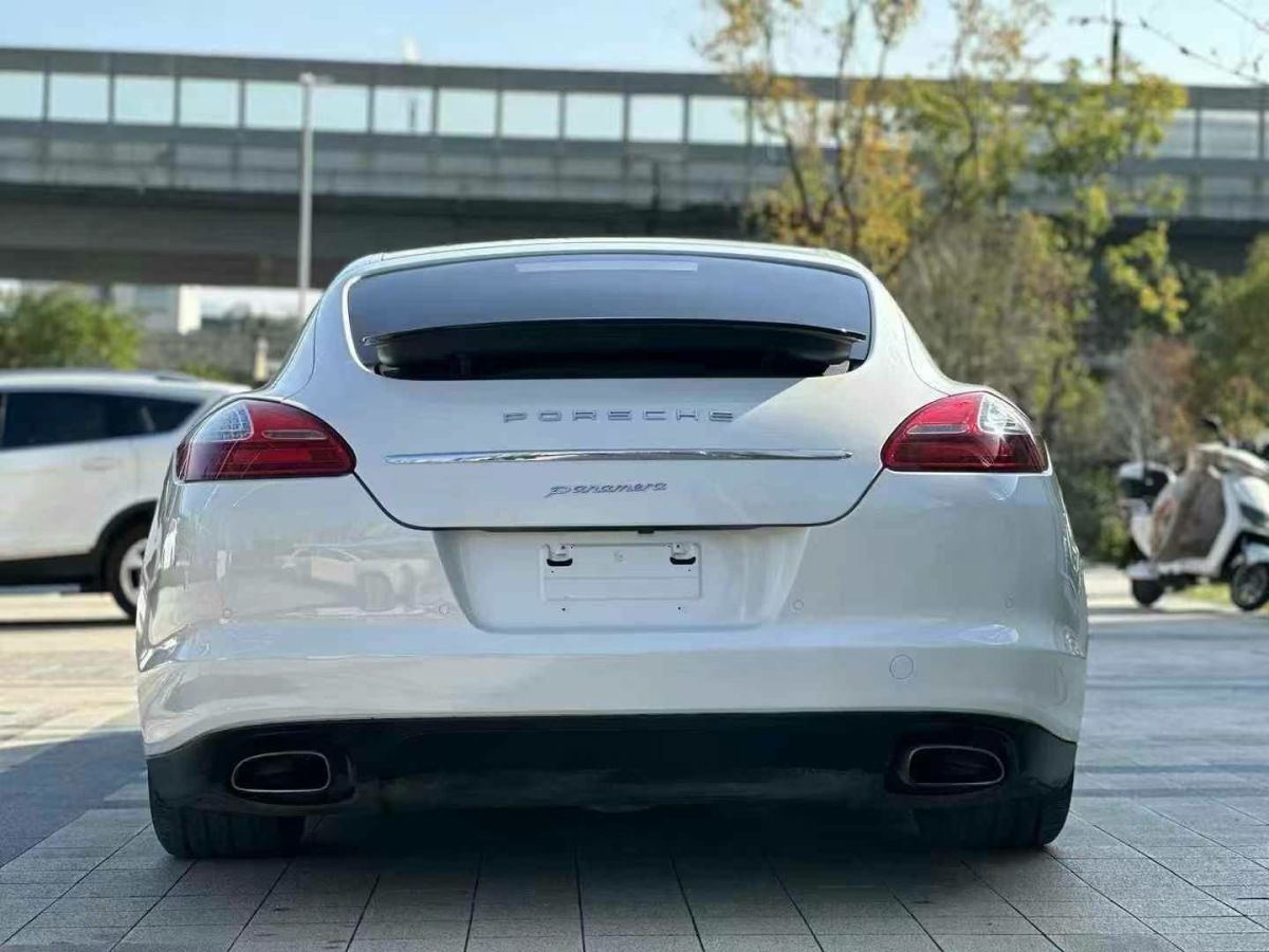 保時(shí)捷 Panamera  2011款 GTS 4.8圖片