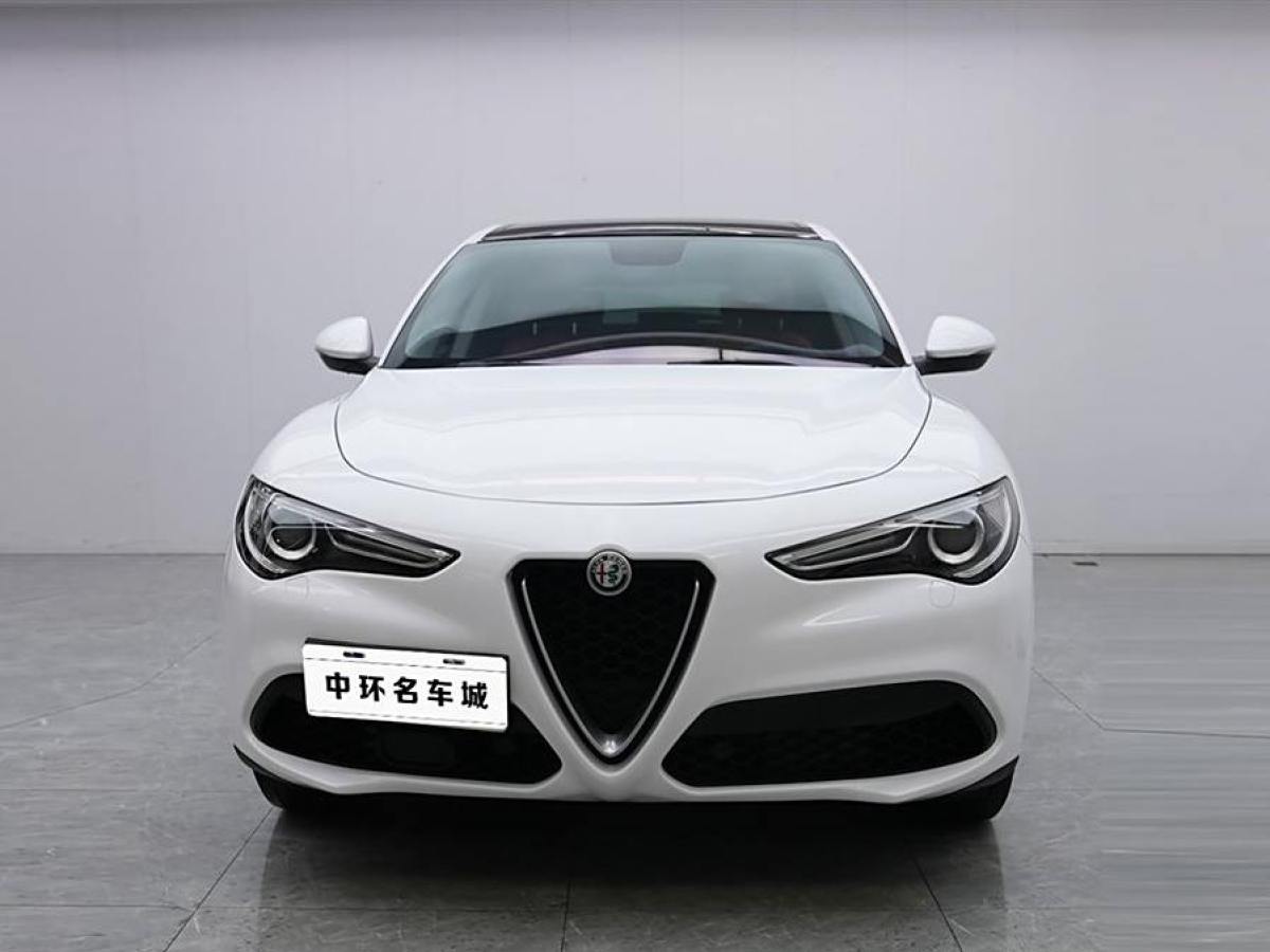 2019年6月阿爾法·羅密歐 Stelvio  2017款 2.0T 200HP 精英版