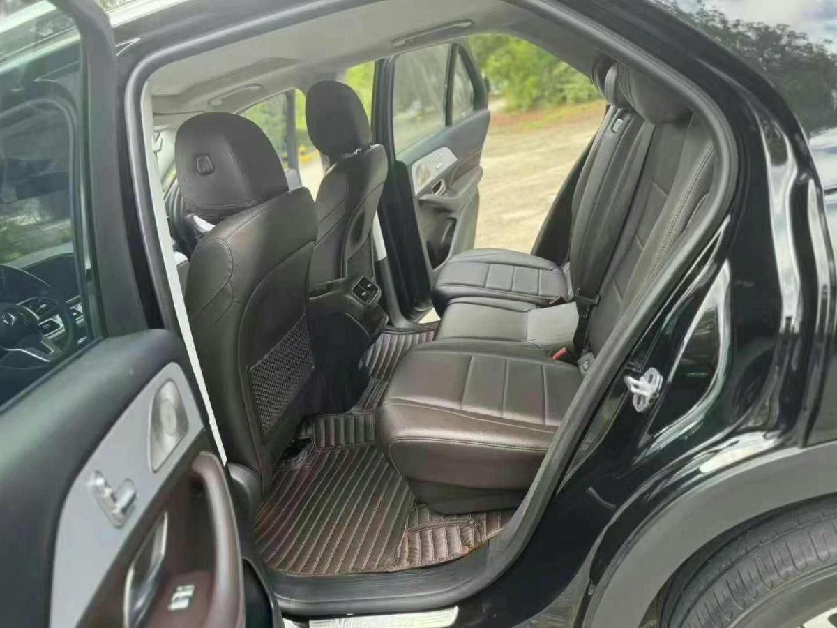 奔馳 奔馳E級(jí)新能源  2021款 E 350 e L 插電式混合動(dòng)力轎車(chē)圖片