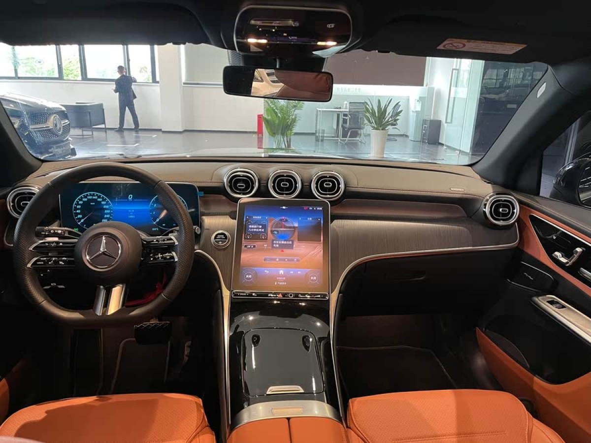 奔馳 奔馳GLC  2024款 改款 GLC 260 L 4MATIC 豪華型 5座圖片