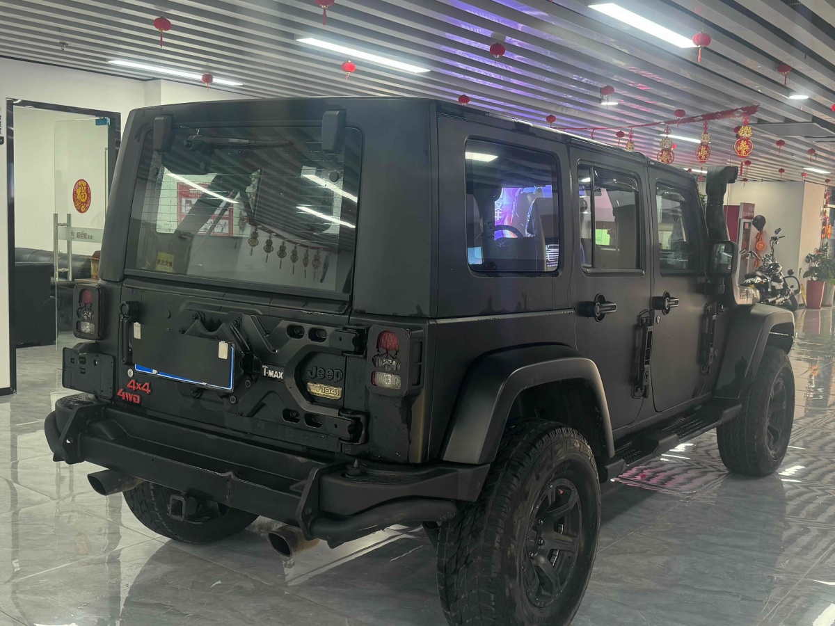 Jeep 牧馬人  2008款 3.8L Sahara 四門版圖片