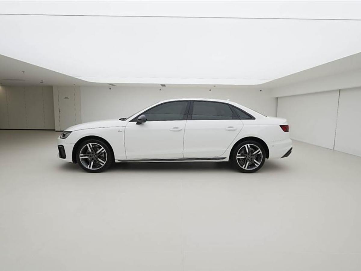 奧迪 奧迪A4L  2022款 40 TFSI 豪華動感型圖片