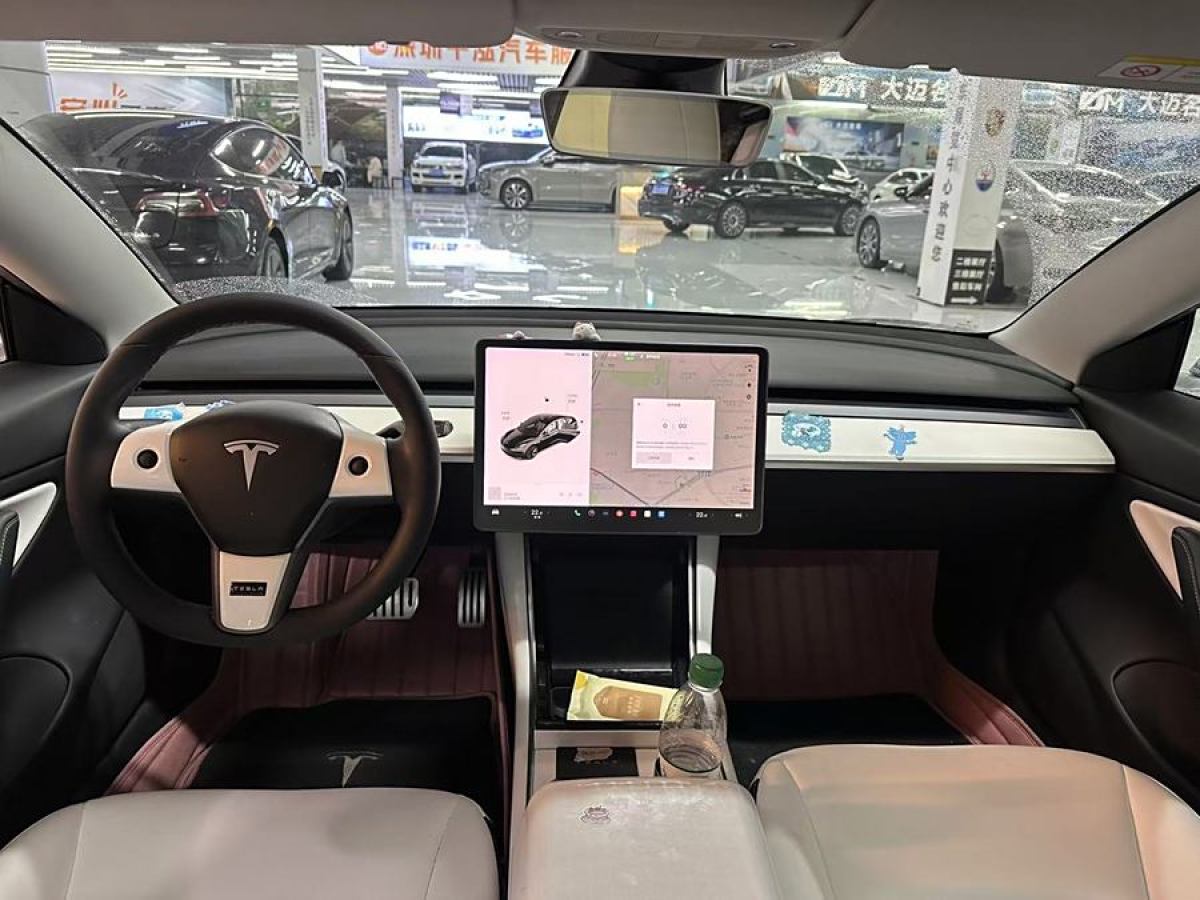 特斯拉 Model 3  2020款 改款 標準續(xù)航后驅(qū)升級版圖片