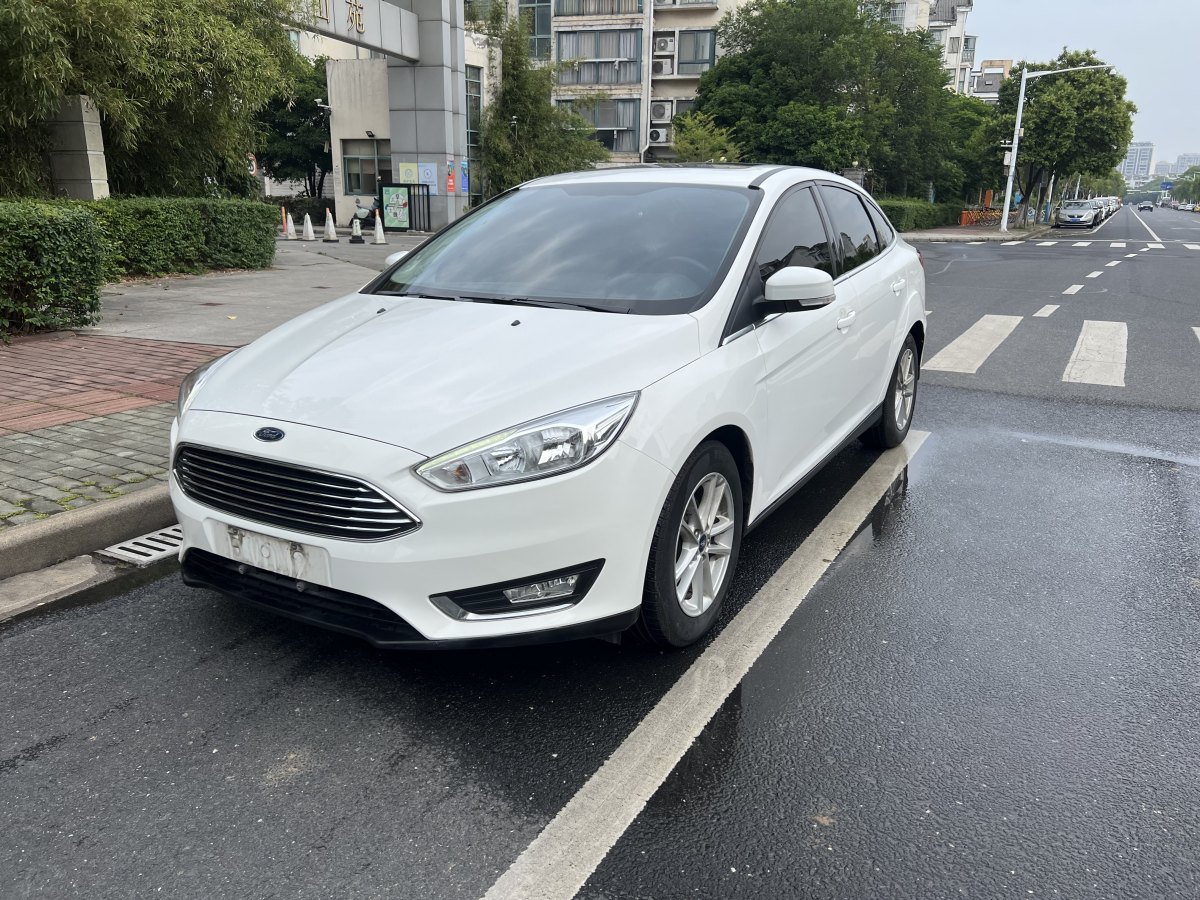 福特 福克斯  2017款 三廂 EcoBoost 180 自動精英型圖片
