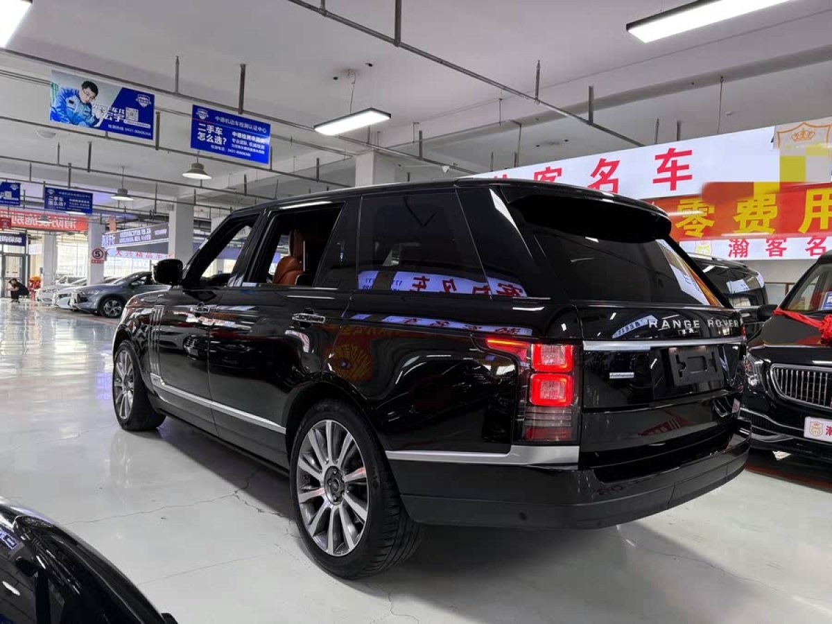 路虎 攬勝  2014款 3.0 TDV6 Vogue SE 創(chuàng)世加長版圖片