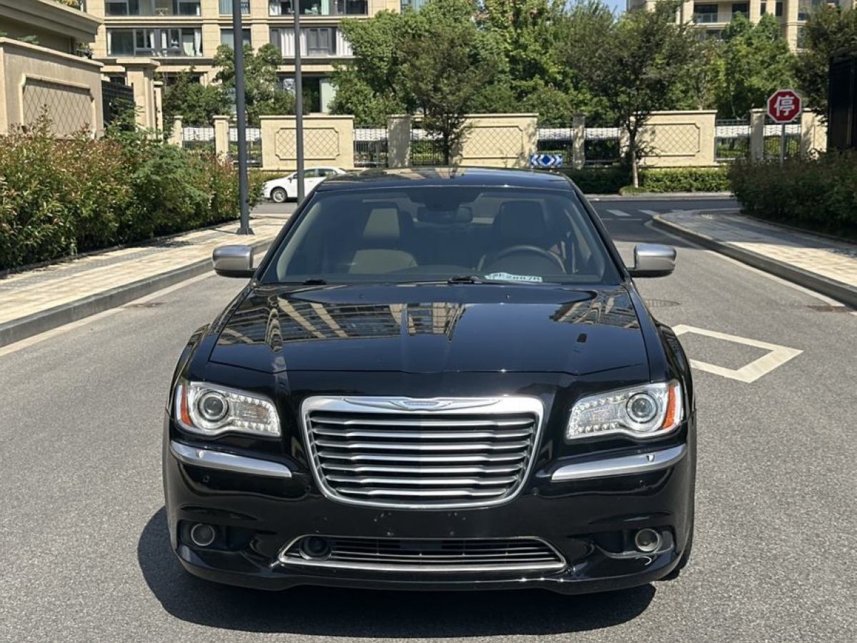 克萊斯勒 300C  2013款 3.6L 尊享版圖片