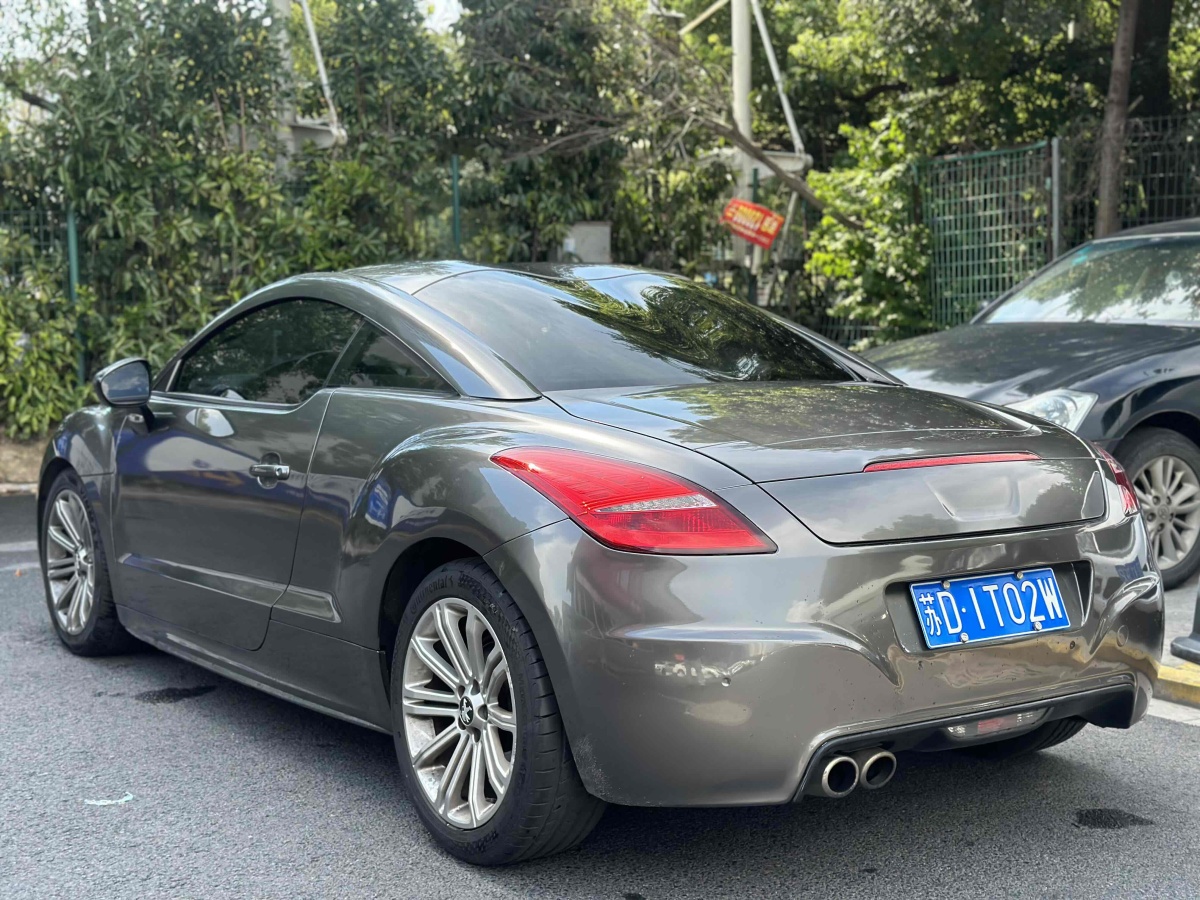 標(biāo)致 RCZ  2011款 1.6T 豪華優(yōu)雅型圖片