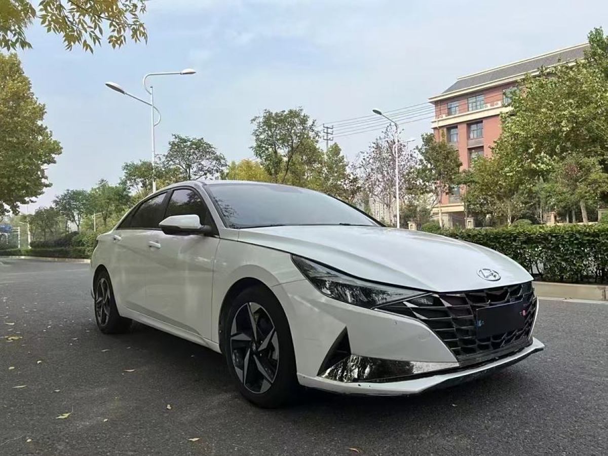 現(xiàn)代 伊蘭特  2022款 1.5L CVT LUX尊貴版圖片