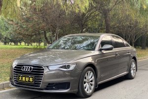 奥迪Q3 奥迪 30周年年型 30 TFSI 风尚型