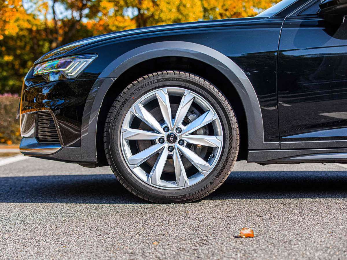 奧迪 奧迪A6  2021款 Allroad 探索家 55 TFSI 尊享越野型圖片