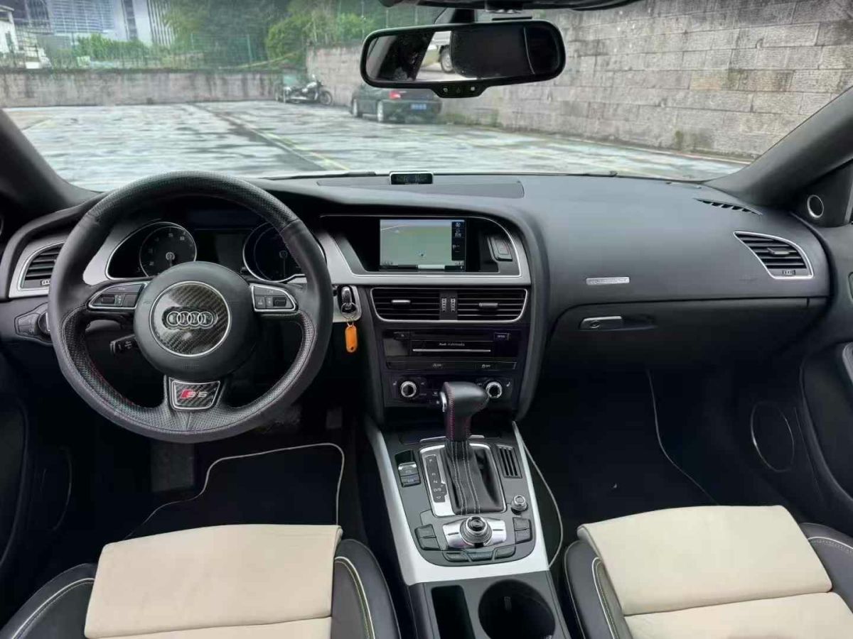 奧迪 奧迪A6L  2014款 30 FSI 豪華型圖片