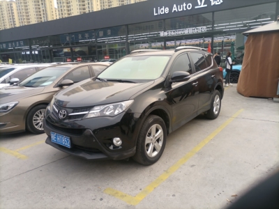 2013年11月 丰田 RAV4 荣放 2.0L CVT两驱都市版图片