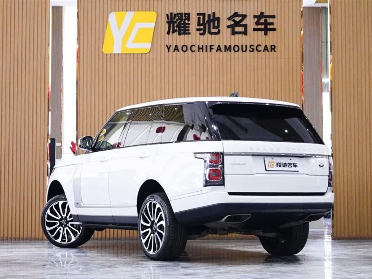 路虎 攬勝  2020款 3.0 L6 盛世版圖片