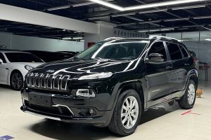 自由光 Jeep 2.4L 專業(yè)智能版