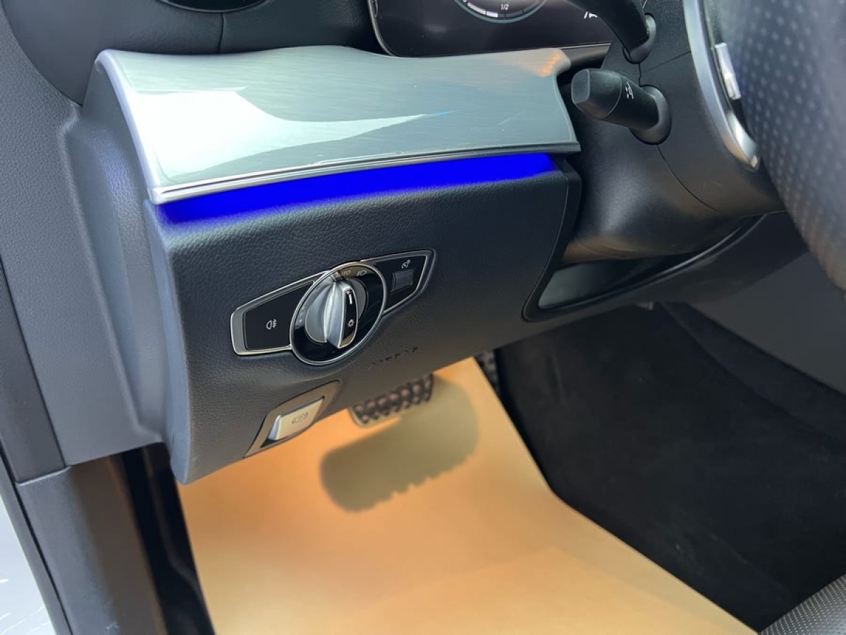 奔馳 奔馳E級(jí)AMG  2021款 AMG E 53 4MATIC+圖片