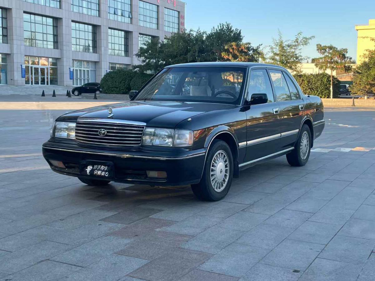 1997年1月豐田 皇冠  1997款 2.8L 手動(dòng)標(biāo)準(zhǔn)型 老款