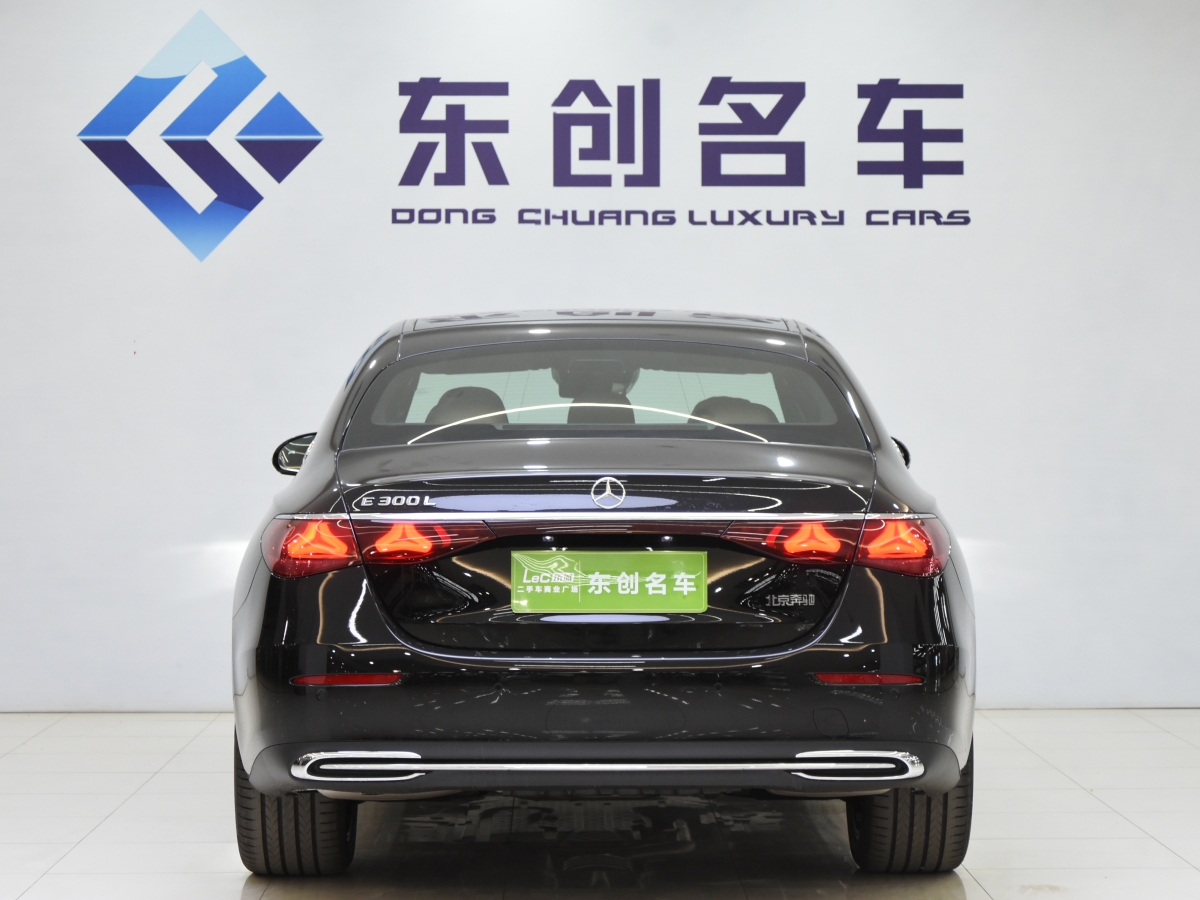 奔馳 奔馳E級(jí)  2019款 改款 E 300 L 豪華型圖片