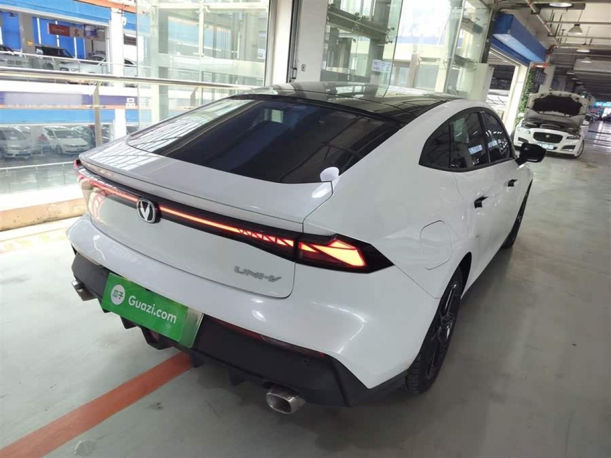 長安 長安UNI-V 智電iDD  2023款 智電iDD 1.5T 113km智酷型圖片