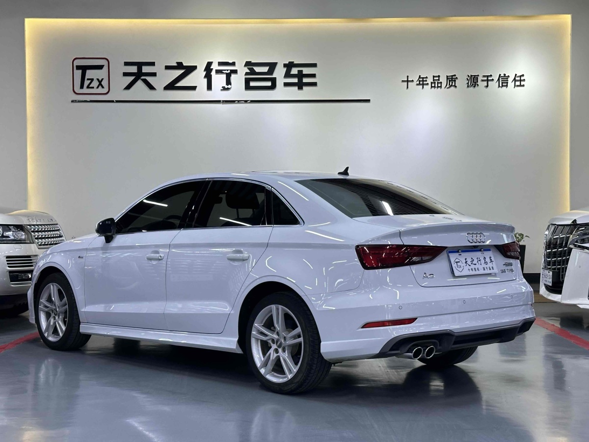 奧迪 奧迪A3  2019款 Sportback 35 TFSI 時(shí)尚型 國(guó)VI圖片