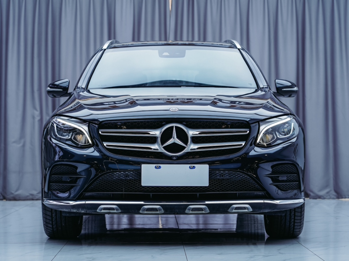 2019年1月奔驰 奔驰GLC  2019款 GLC 260 L 4MATIC 豪华型